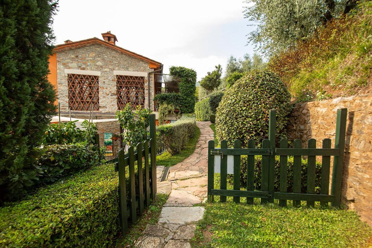 Casetta Di Butia, Appartamento Iris Lucca Exterior foto